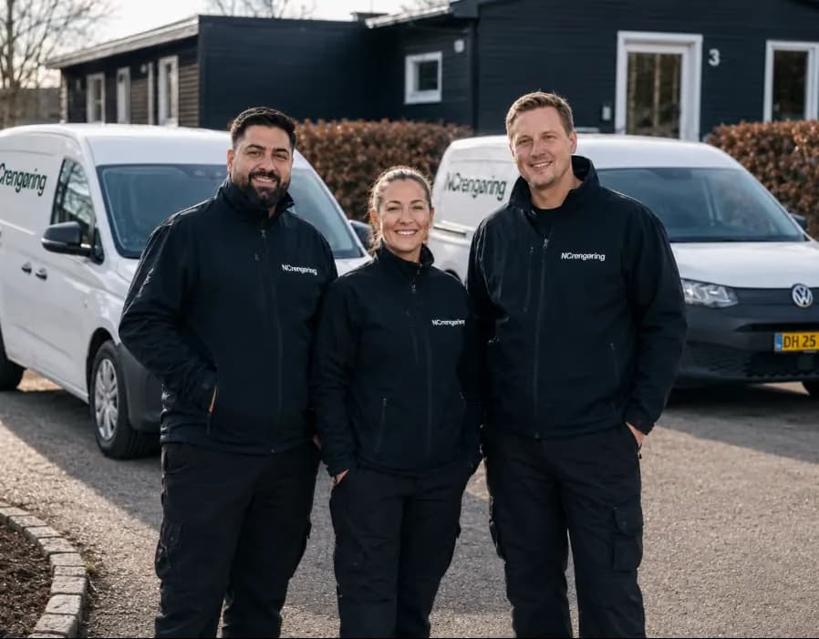 NCrengørings medarbejdere klar til rydning og rengøring på Lolland-Falster